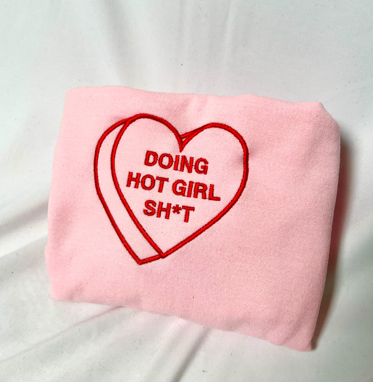 Doing Hot Girl Sh*t Valentino išsiuvinėtas džemperis